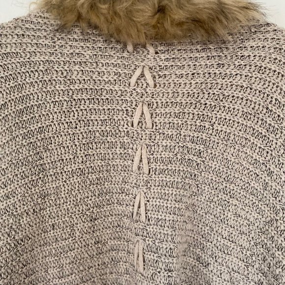 #109 Fun sweater by Cellabie - Picture 3 of 14